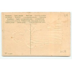 n°21678 - Carte Gaufrée - Bonne Année - Chien près d'une fillette tenant un bouquet de fleurs