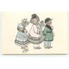 n°21705 - Pauli Ebner - MM Vienne n°1081 - Deux jeunes filles et un garçon, les fillettes regardant un paquet par terre