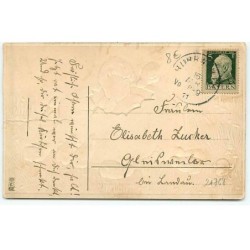 n°21768 - Carte Gaufrée - Fröhliche Ostern - Poussins autour d'un bébé assis dans un oeuf