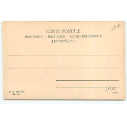 n°21811 - MM Vienne n°215 - Maurice Millière - Serveur regardant une jeune femme se remettant du rouge à lèvre