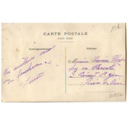 n°21952 - Carte Brodée avec rabat - Oiseau au milieu de fleurs