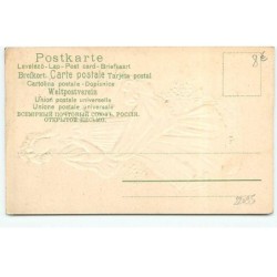 n°22095 - Carte Gaufrée - Clapsaddle - Papillons volant autour d'un statue de femme