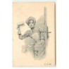 n°22173 - Jeune femme montrant une carte postale - deltiology