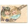 n°22467 - Carte imitation bois - Deux fillettes dans un médaillon, avec des violettes