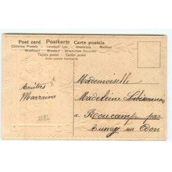 n°22782 - Carte Gaufrée - Joyeux Noël - Fillette dormant avec sa poupée et ses jouets