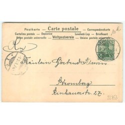n°22853 - Paillettes - Jeune femme portant un grand chapeau avec une plume