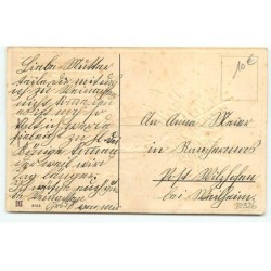 n°22926 - Carte Gaufrée - Fröhliche Weihnachten - Enfant tenant un sapin et frappant à une fenêtre