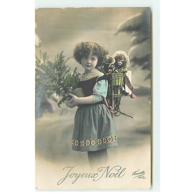 n°23070 - Joyeux Noël - Fillette portant un sapin, et une hotte remplie de jouets dont une poupée