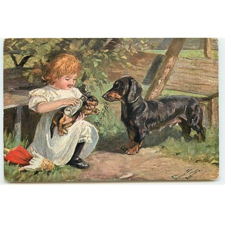 n°23098 - Chiens - Teckel regardant une fillette nourrissant son chiot avec un biberon - dackel
