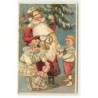n°23332 - Carte Gaufrée - Noël - Enfants jouant avec leurs jouets devant le Père Noël - Poupée