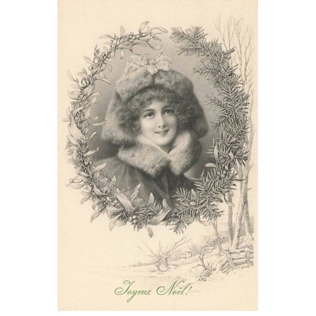 n°23464 - Noël - MM Vienne n°476 - Joyeux Noël - Jeune femme au milieu d'une couronne en Sapin et Houx