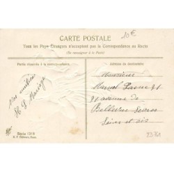 n°23761 - Carte Gaufrée - 1er Avril - Lequel des deux est le plus gras ... - Jeune enfant portant un cochon