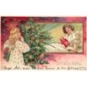n°23930 - Carte Gaufrée - Joyeux Noël - Ange priant en regardant une fillette dans son lit avec sa poupée