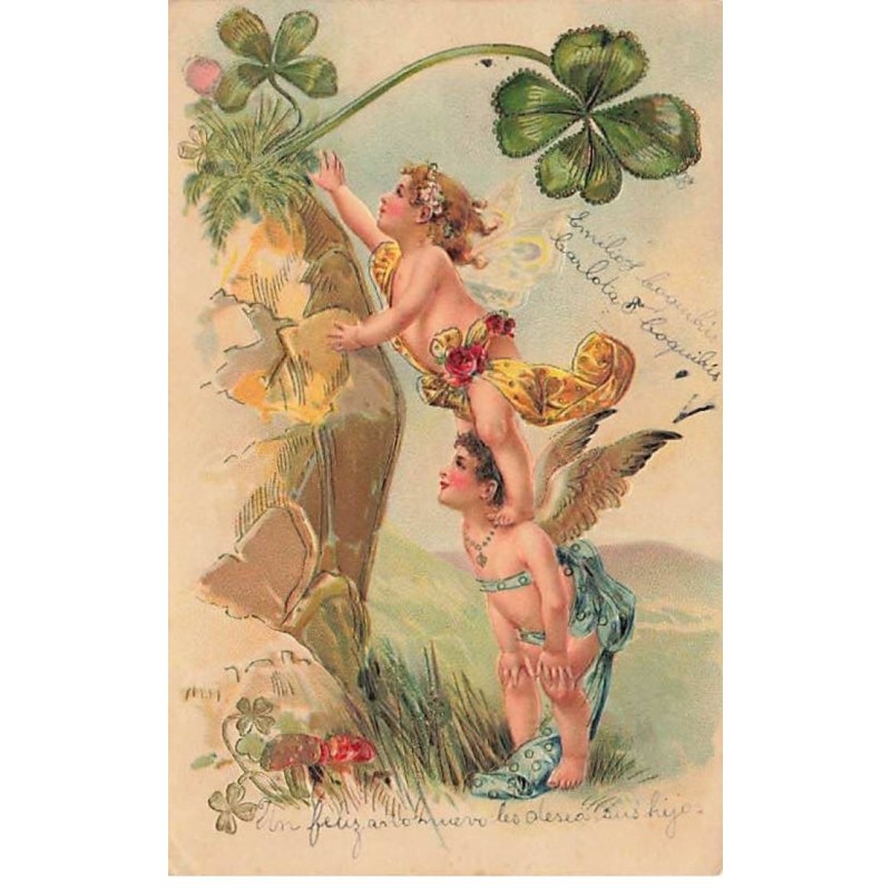 n°24043 - Carte Gaufrée - Anges voulant attraper un trèfle