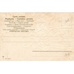 n°24078 - Carte Gaufrée - Joyeux Noël - Fillette câlinant une poupée