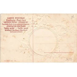 n°24233 - Carte Gaufrée - Clapsaddle - Joyeux Noël - Fillette dans un médaillon entouré de cloches et de houx