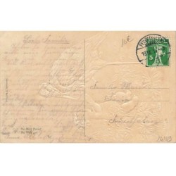 n°24249 - Carte Gaufrée - Serie 9532 - Bébé tendant ses bras vers une cigogne