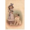 n°24289 - Carte Gaufrée - Fantaisie - Jeune fille tenant des chatons, près d'un chien - chat
