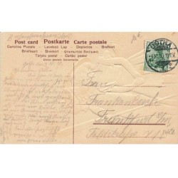 n°24498 - Carte Gaufrée - Couple sur une plage, garçon embrassant sur le front une fillette