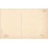 n°24531 - Fantaisie - MM Vienne n°718 - Jeune femme câlinant un chien