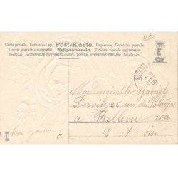 n°24586 - Carte Gaufrée - Je vous aimerai toujours - Ange avec des ailes de papillons, embrassant une fillette