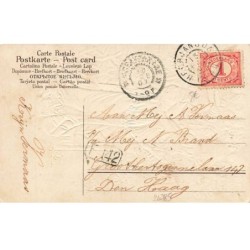 n°24785 - Carte Gaufrée - Fantaisie - Jeune femme portant une fillette cueillant du lilas