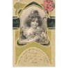 n°24996 - Carte Gaufrée - Fantaisie - Clapsaddle - Jeune fille tenant un bouquet de roses