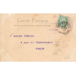 n°25018 - Carte Illustrateur - Style MSM - Femme assise avec des roses