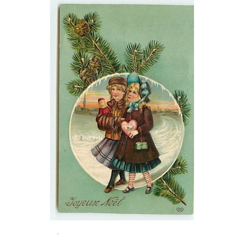 n°11922 - Carte Gaufrée - Joyeux Noël - Jeunes filles se promenant