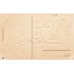 n°25232 - Carte Gaufrée - Gage d'Affection - Ange avec des coeurs près d'un lilas