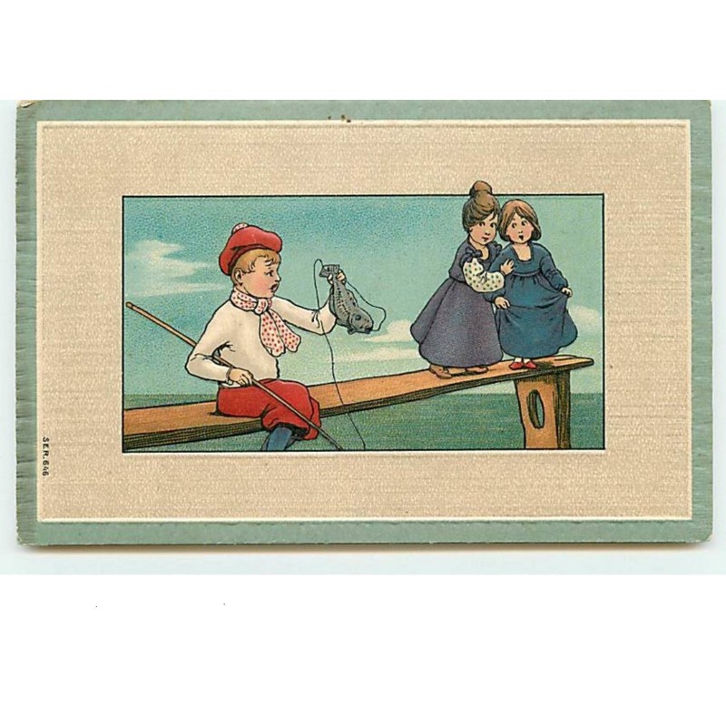 n°11947 - Carte Gaufrée - Jeunes filles regardant un garçon pêchant