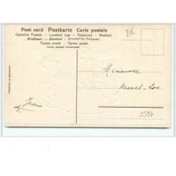 n°2597 - Carte Gaufrée - La visite du Docteur