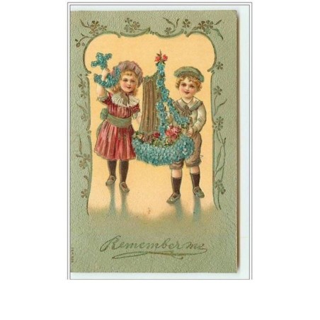 n°2683 - Carte Gaufrée - Remenber me - Enfants avec un bateau en myosotis