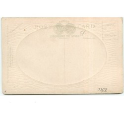 n°2768 - Fillette avec un pantin