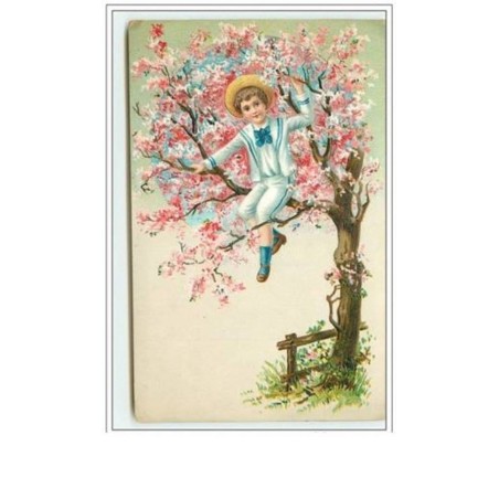 n°648 - Carte Gaufrée - Enfant sur un arbre
