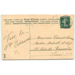 n°12339 - Carte Gaufrée - Souvenir d'amitié - Fillette remplissant une coupe de champagne