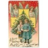 n°12382 - Carte Gaufrée - A  Merry Christmas - Anges veillant sur deux enfants devant un sapin