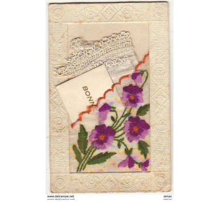 n°8210 - Carte Brodée avec Pochette - Fleurs Violettes