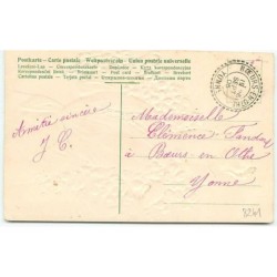 n°8241 - Carte Fantaisie Gaufrée - Femme avec une guirlande de trèfles à 4 feuilles