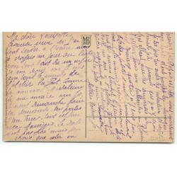 n°12422 - Meissner - Deux chats et un chien sous un parapluie