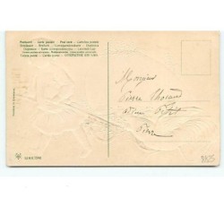 n°8825 - Carte Fantaisie Gaufrée - Joyeuses Paques - Fillette tirant une charette avec  un oeuf - Coq