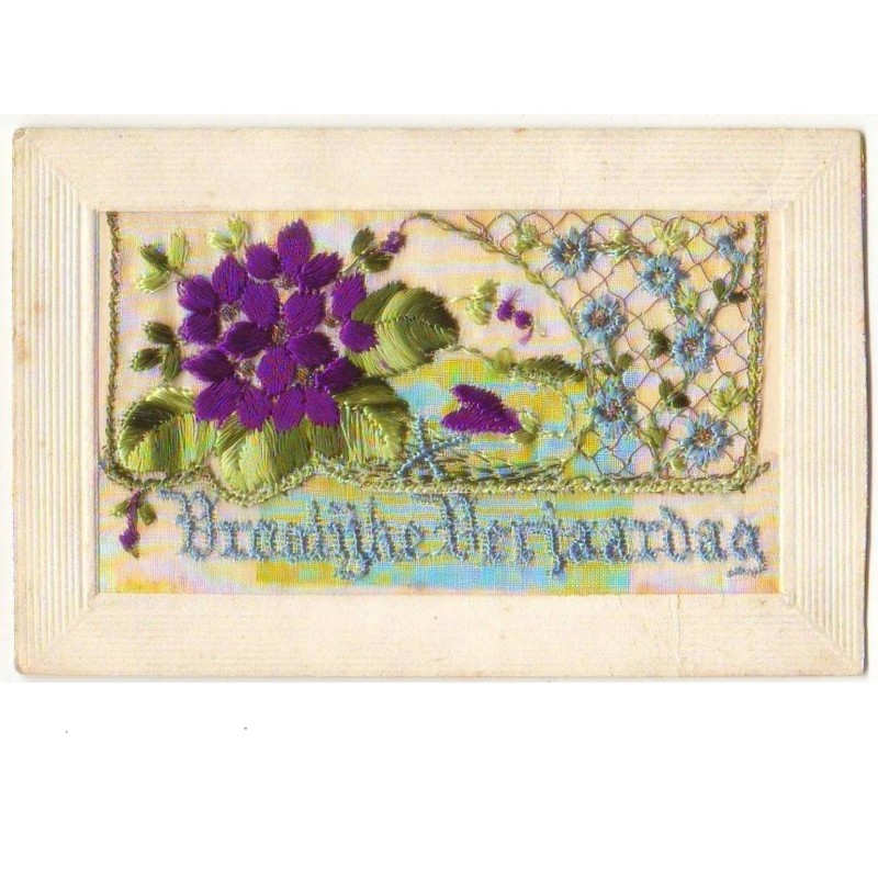 n°9459 - Carte Brodée avec rabat - Fleurs violettes