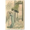 n°12499 - Carte Gaufrée - Ange gardien sonnant une cloche