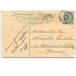 n°12582 - Carte Gaufrée - Bonne Année - Jeune femme et une fillette sur l'épaule