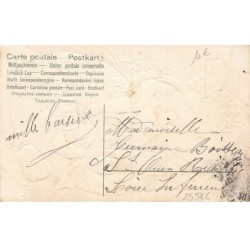 n°25586 - Carte Gaufrée - Clapsaddle - Joyeuses Pâques - Angelot assis sur un Oeuf