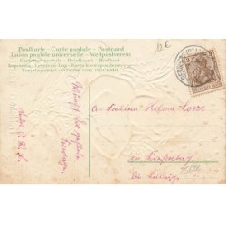 n°25628 - Carte Gaufrée - Fröhliche Ostern - Ange avec un bouquet de fleurs blanches