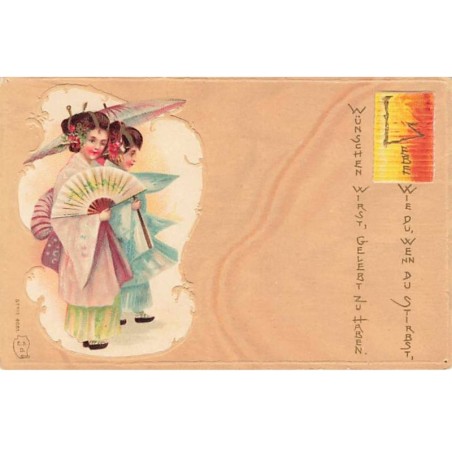 n°25665 - Carte Gaufrée - Fantaisie - Fillettes Japonaises portant des kimonos, éventails et une ombrelle