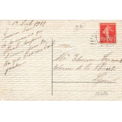 n°25676 - Carte Gaufrée - 1er Avril - Hannetons Peintres Humanisés se suivant
