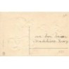 n°25768 - Carte Gaufrée - Joyeuses Pâques - Poussins attrapant un autre tombant du ciel