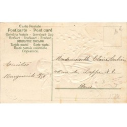 n°25791 - Carte Gaufrée - Souvenir de Mai - Fée, sylphide sentant un brin de muguet